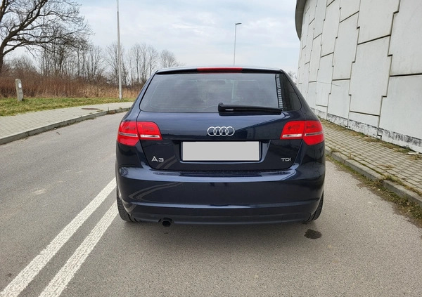 Audi A3 cena 31400 przebieg: 251000, rok produkcji 2012 z Ruciane-Nida małe 232